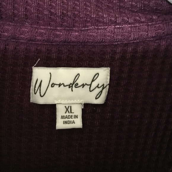 🙀3/$20 WONDERLY~Waffle Knit Pattern with Partial Open Back Pull-Over - Picture 4 of 10